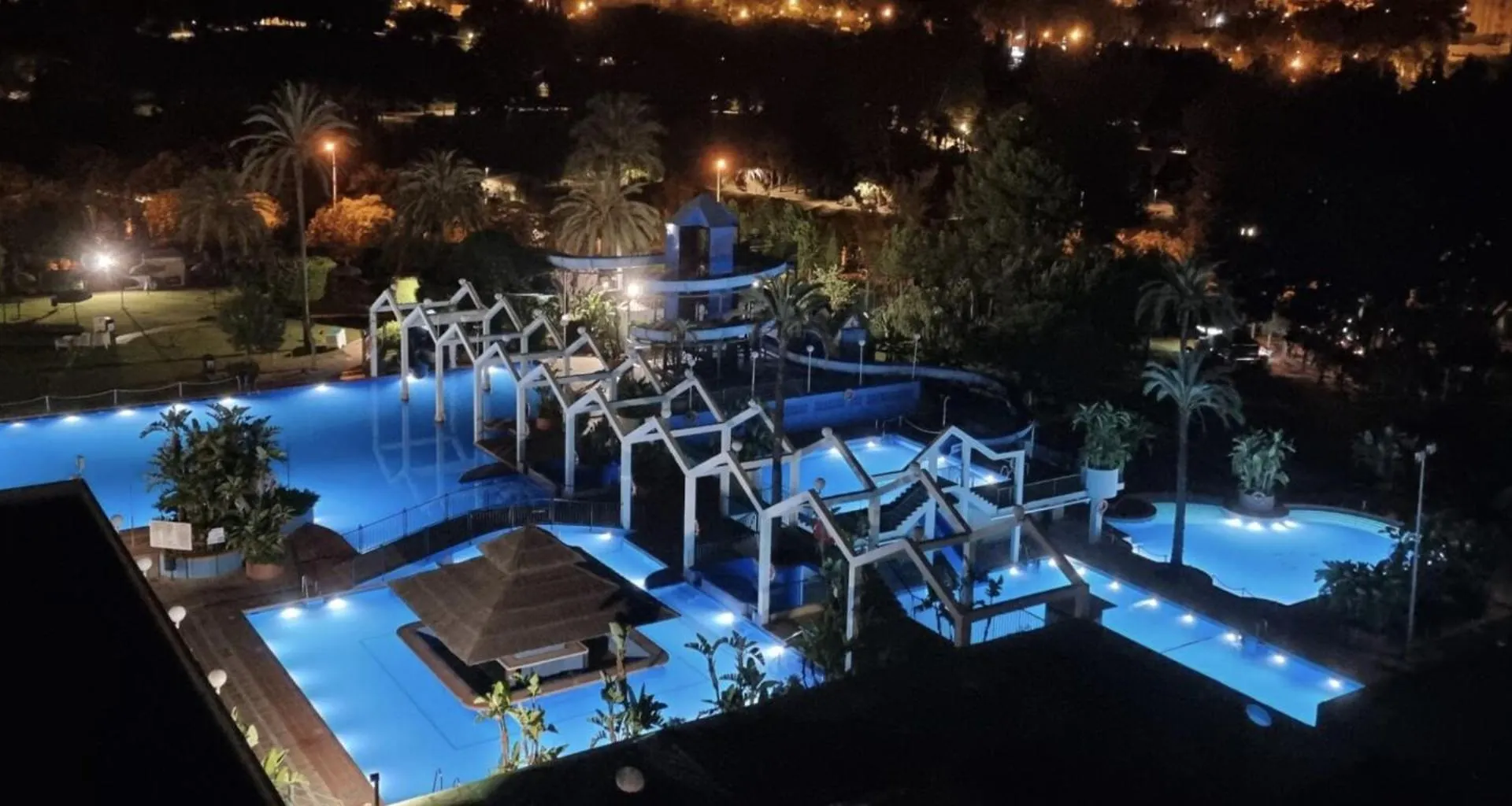 Benalbeach Playa - Parque Acuatico,, Varias Piscinas Arroyo De La Miel